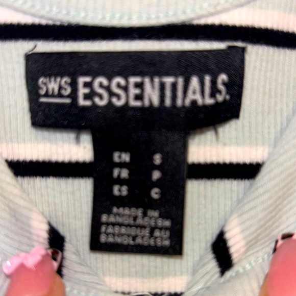 cute comfy and fits very snug 💕 - Picture 3 of 3